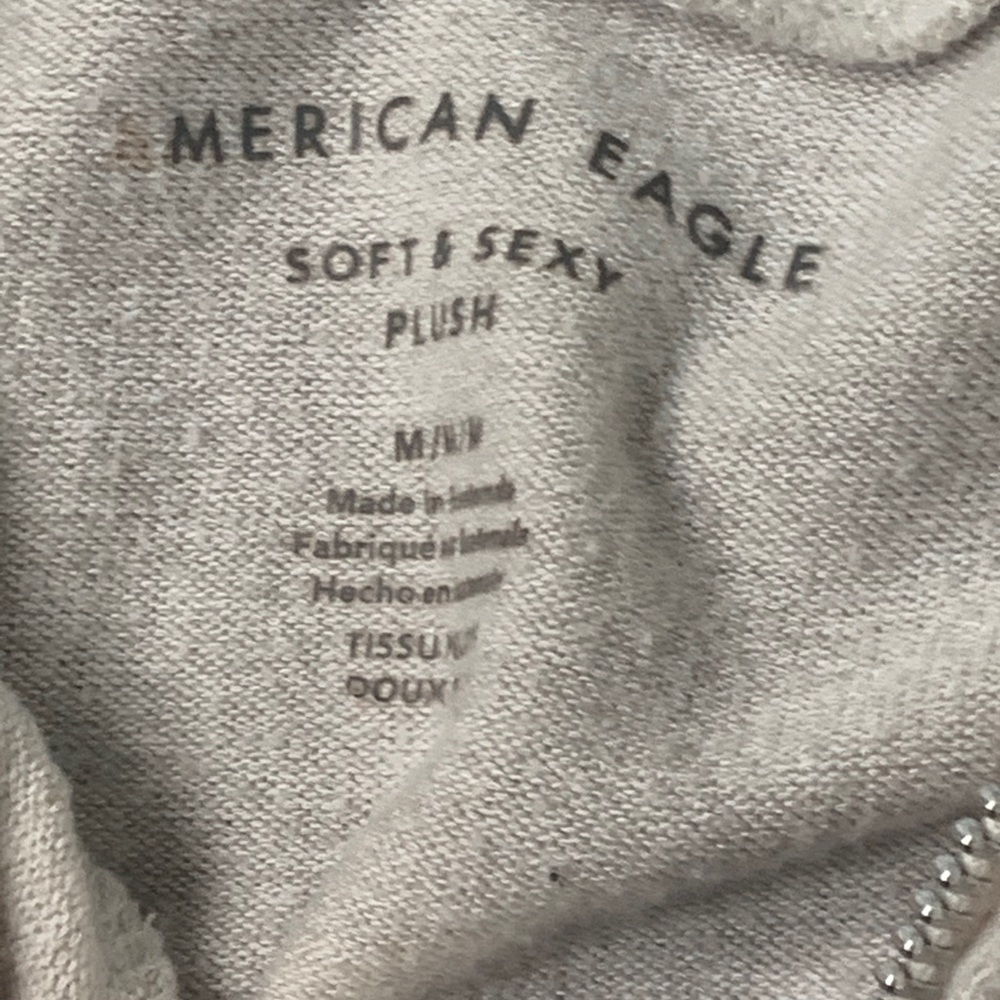 American eagle- medium - Picture 2 of 2